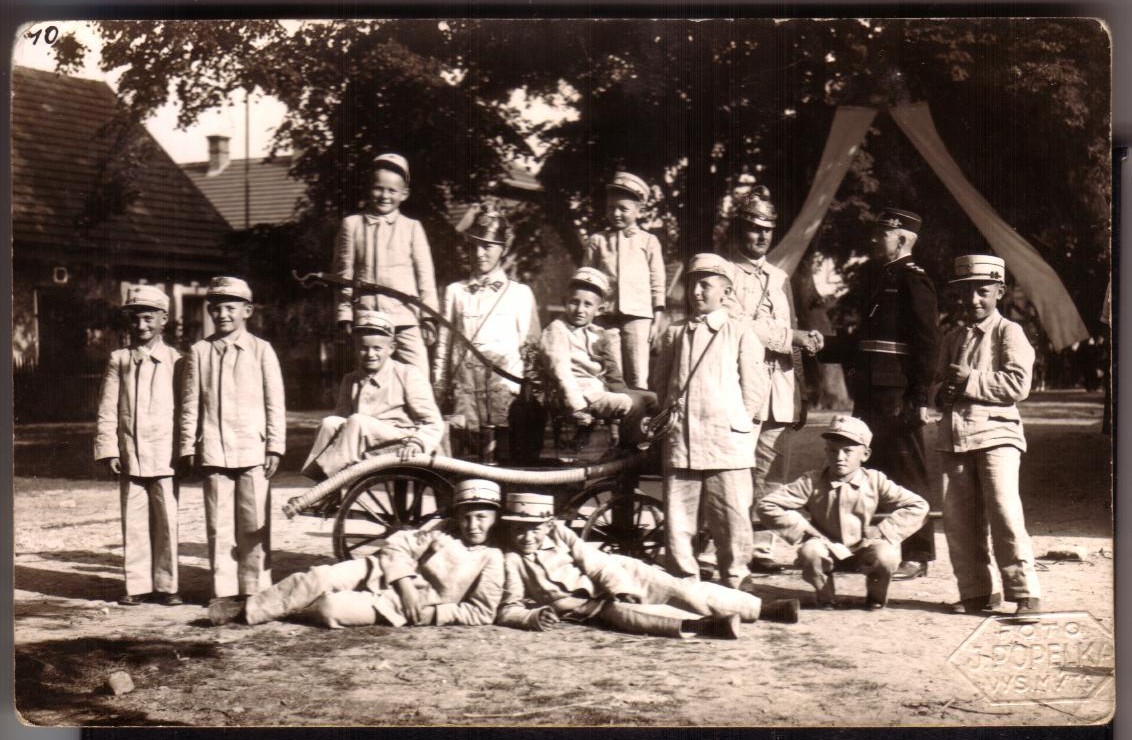 Z okrskového cvičení sdh Hrušová 27.6.1936.jpg