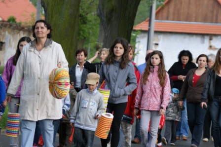 Kladení věnců 7.5.2013 (5)