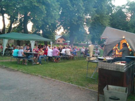 Posezení při hudbě Našlupky,22.6.2013 (1)