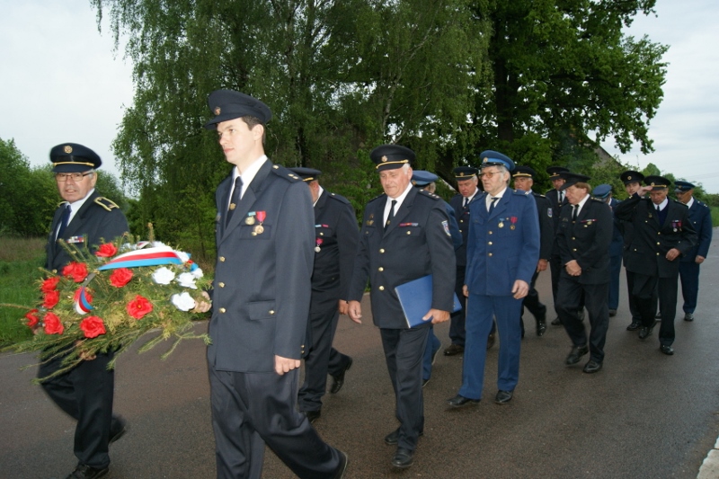 Polozeni vence 7.5.2014 (7)