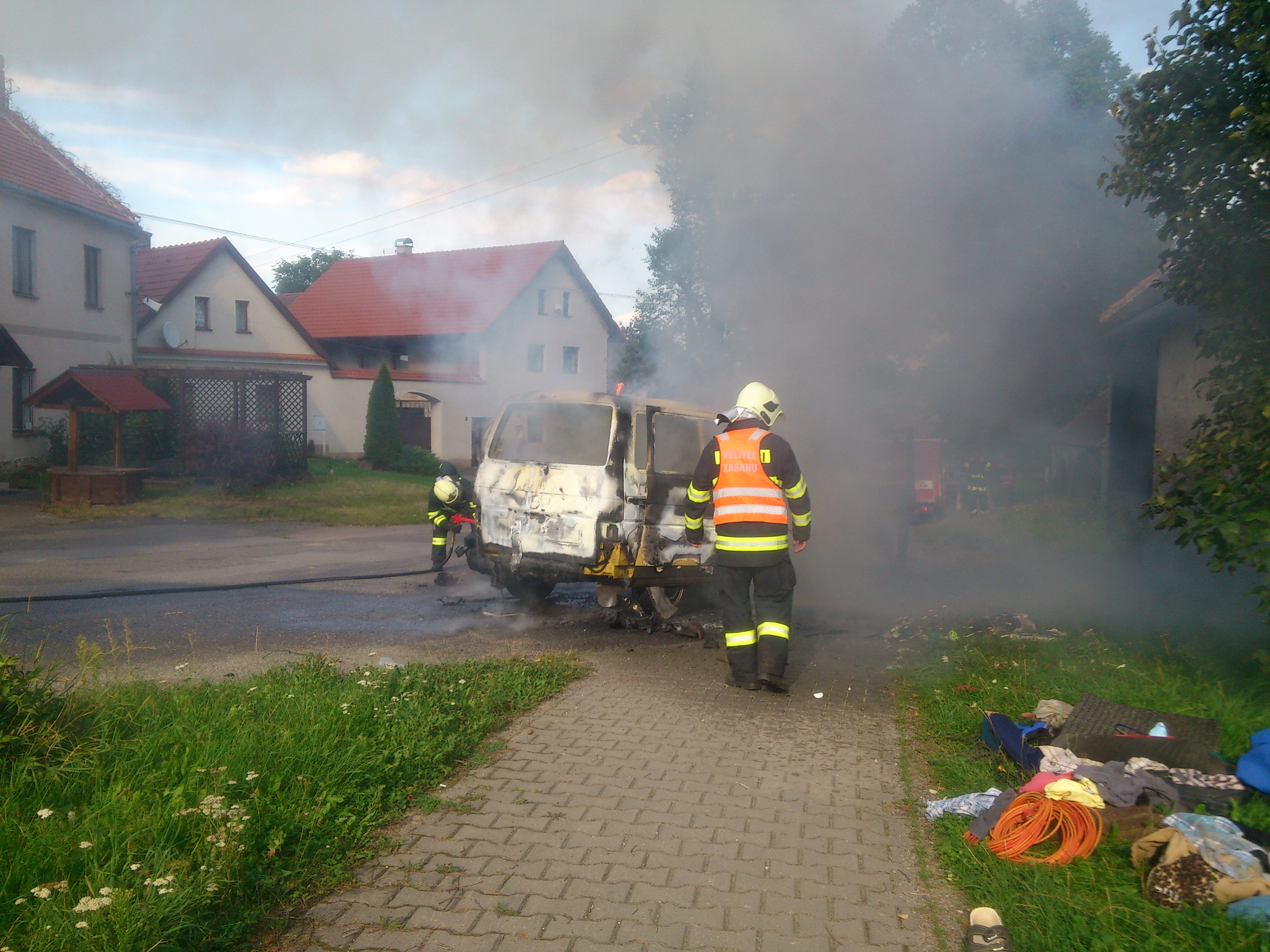 Pozar dodavky, 15.8.2017 (2)